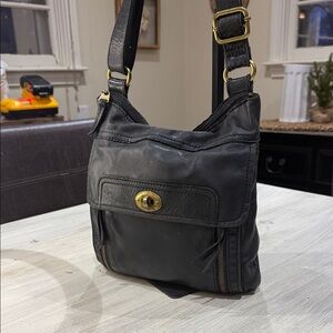 Vintage Fossil Black Leather Crossbody Bag
